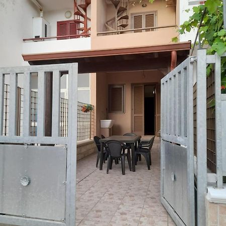 Caravaggio Apartment Porto Cesareo Exteriör bild